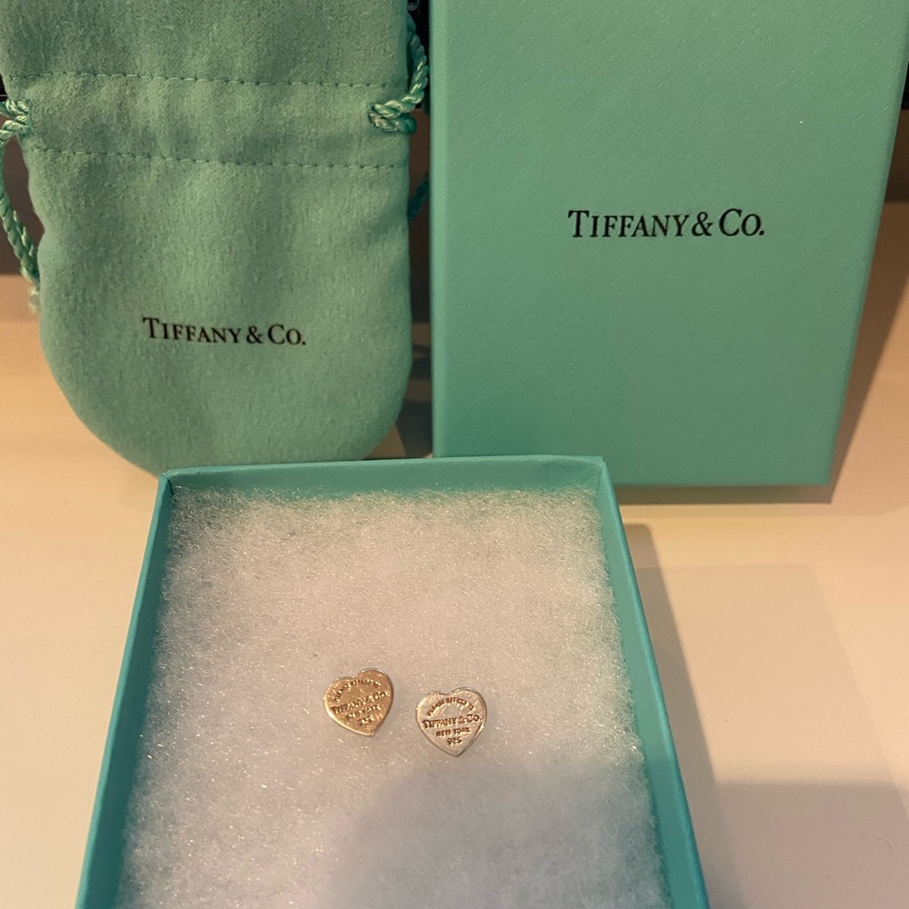 Tiffany & co heart earrings